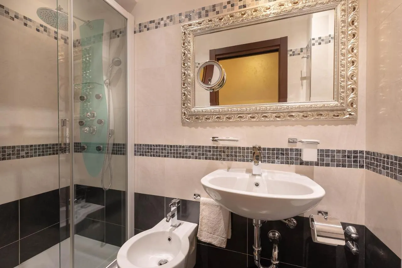 ריצ'יונה Hotel Petronio
