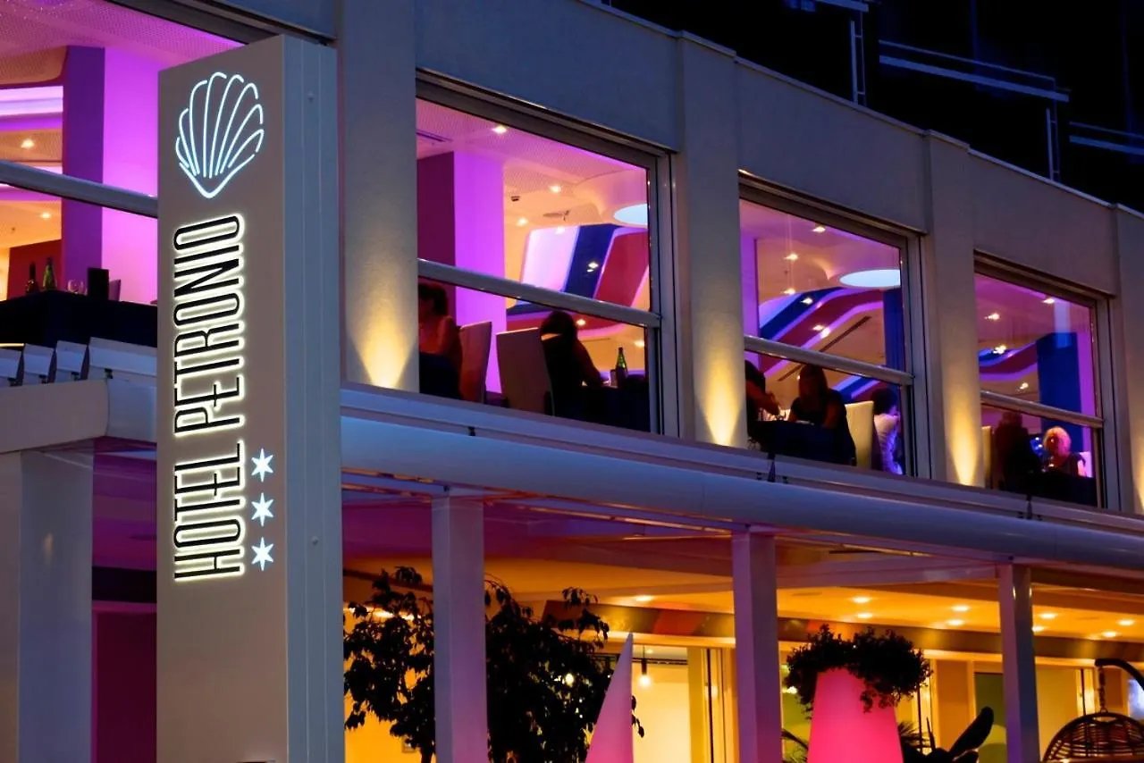 ריצ'יונה Hotel Petronio